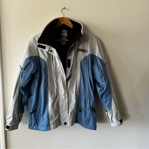 Women’s spyder snowboarding ski jacket (bag13)